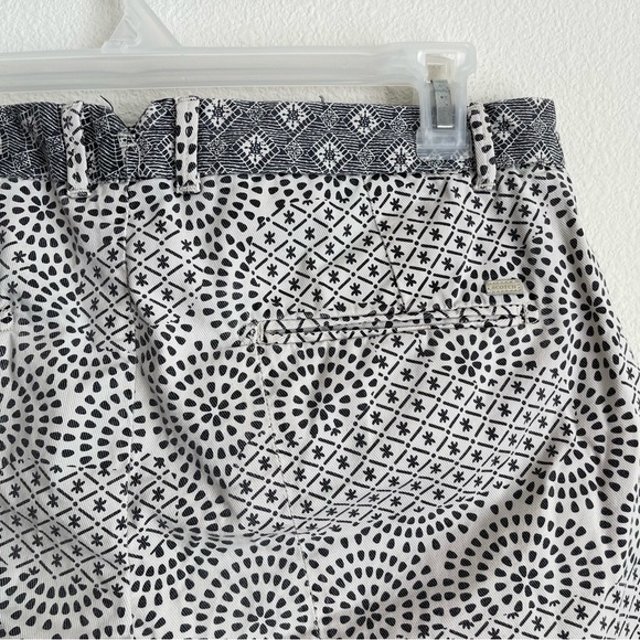 Scotch & Soda Geometric Pattern Bermuda Shorts - Picture 3 of 5